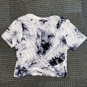 SHEIN Black and White Tie Die Crop Top